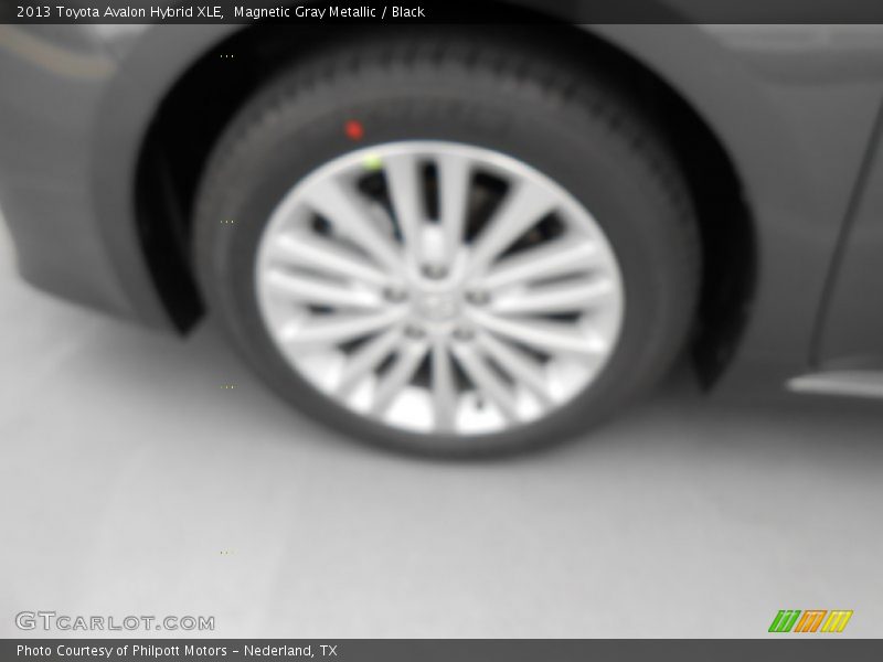 Magnetic Gray Metallic / Black 2013 Toyota Avalon Hybrid XLE