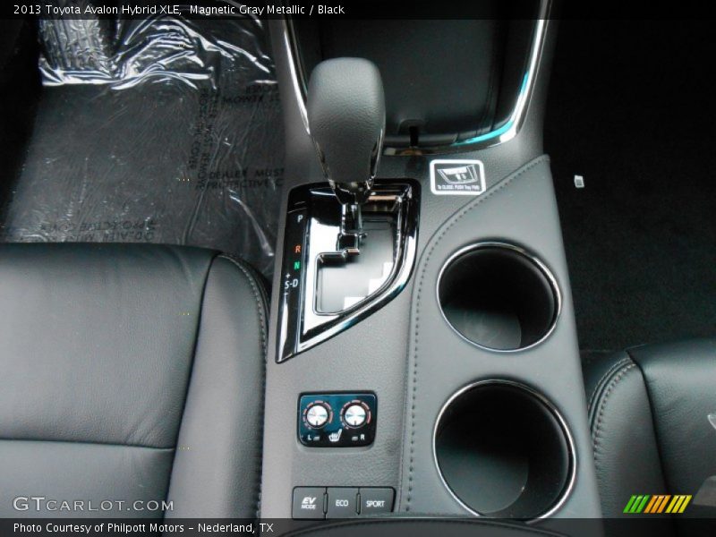 Magnetic Gray Metallic / Black 2013 Toyota Avalon Hybrid XLE