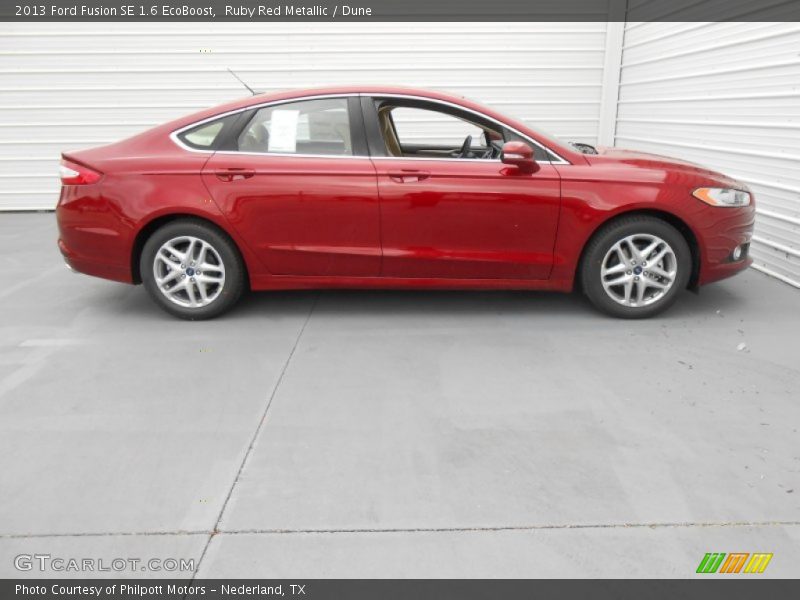 Ruby Red Metallic / Dune 2013 Ford Fusion SE 1.6 EcoBoost