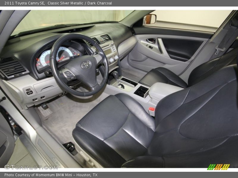 Classic Silver Metallic / Dark Charcoal 2011 Toyota Camry SE