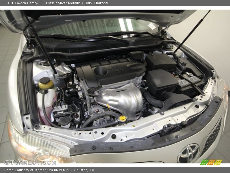 Classic Silver Metallic / Dark Charcoal 2011 Toyota Camry SE