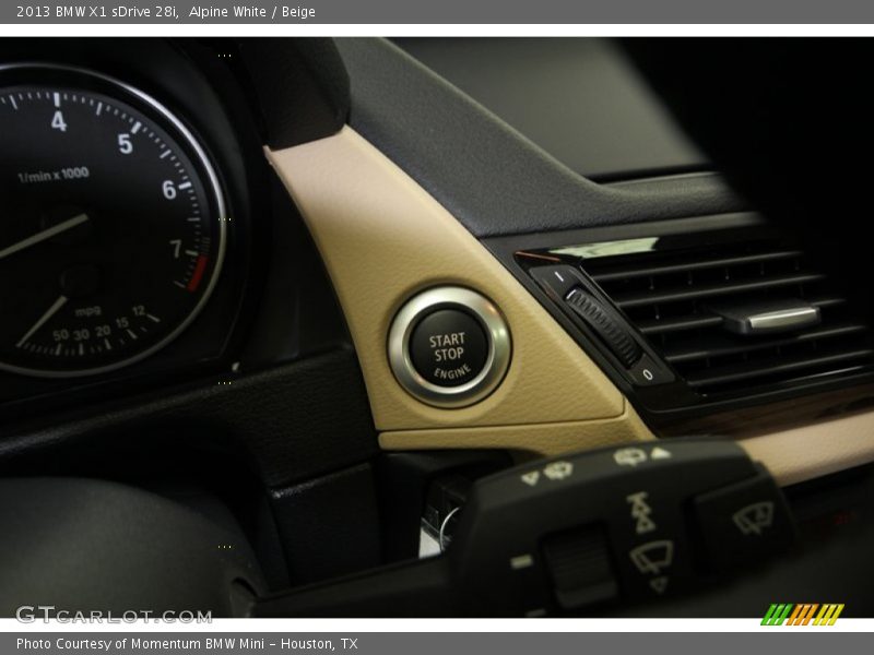 Alpine White / Beige 2013 BMW X1 sDrive 28i