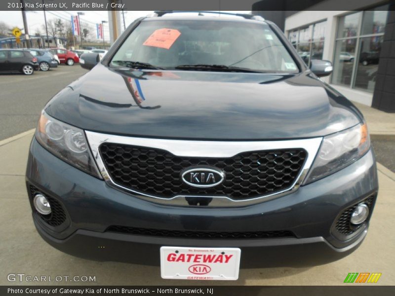 Pacific Blue / Gray 2011 Kia Sorento LX