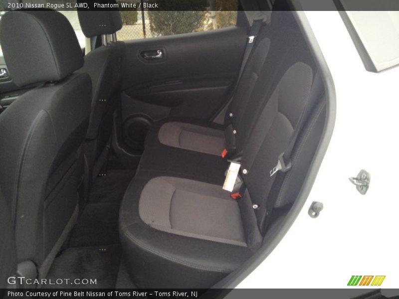 Phantom White / Black 2010 Nissan Rogue SL AWD