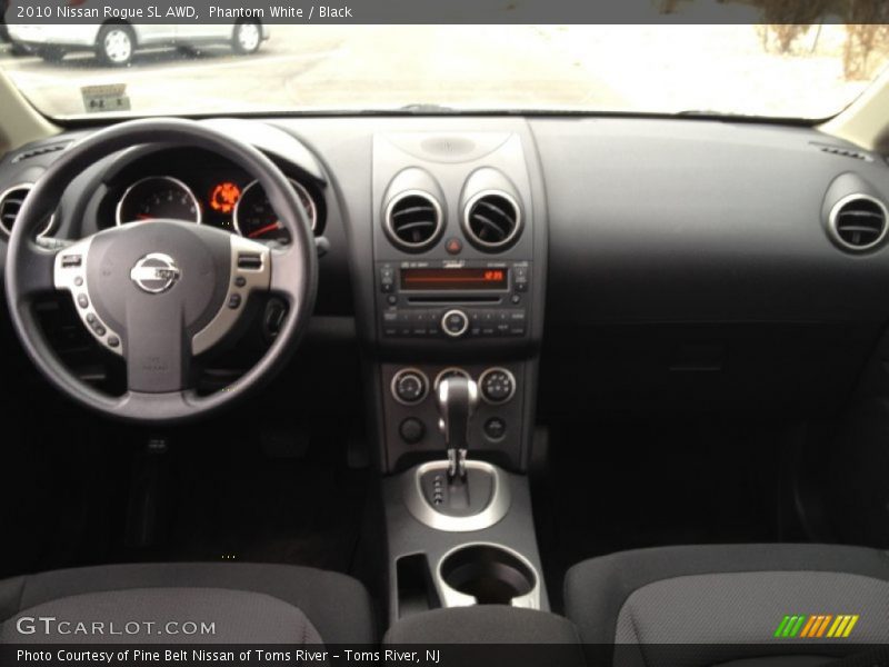 Dashboard of 2010 Rogue SL AWD