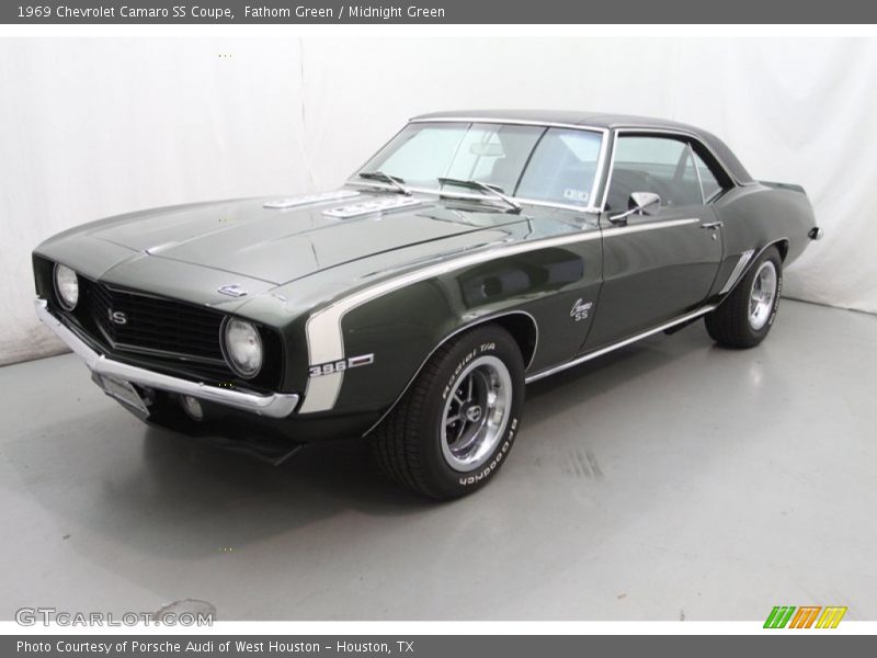 Front 3/4 View of 1969 Camaro SS Coupe
