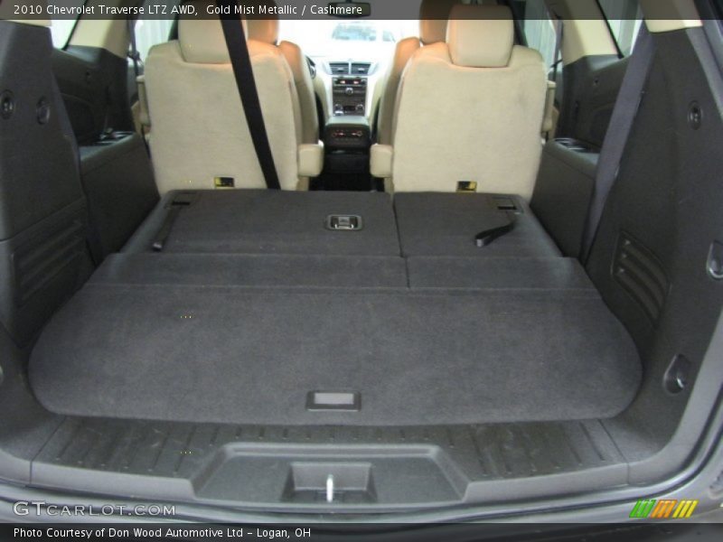 Gold Mist Metallic / Cashmere 2010 Chevrolet Traverse LTZ AWD