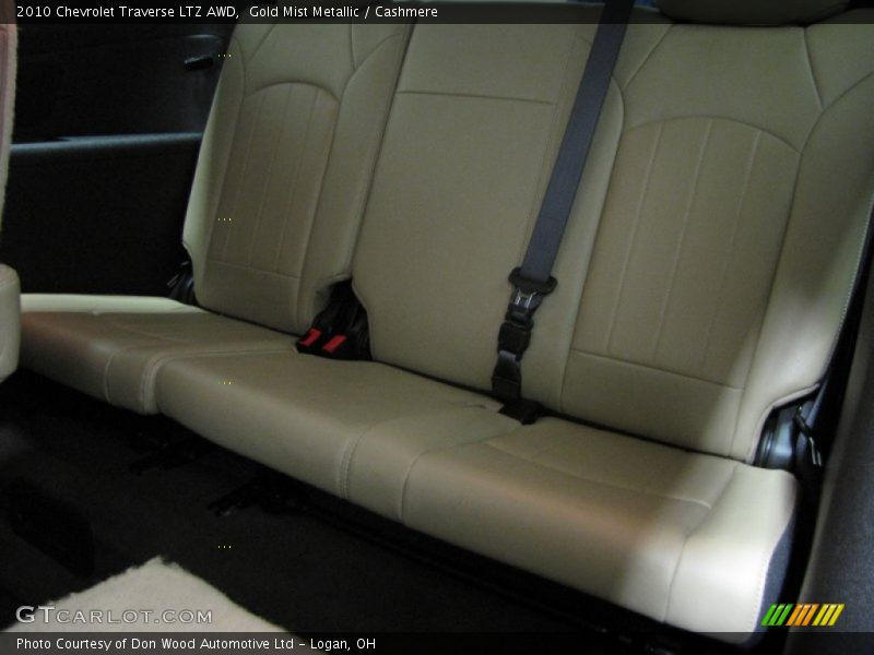 Gold Mist Metallic / Cashmere 2010 Chevrolet Traverse LTZ AWD