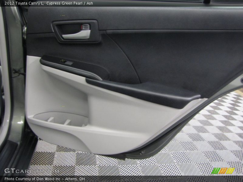 Cypress Green Pearl / Ash 2012 Toyota Camry L