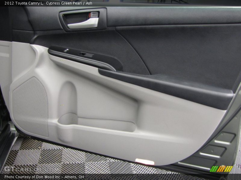 Cypress Green Pearl / Ash 2012 Toyota Camry L
