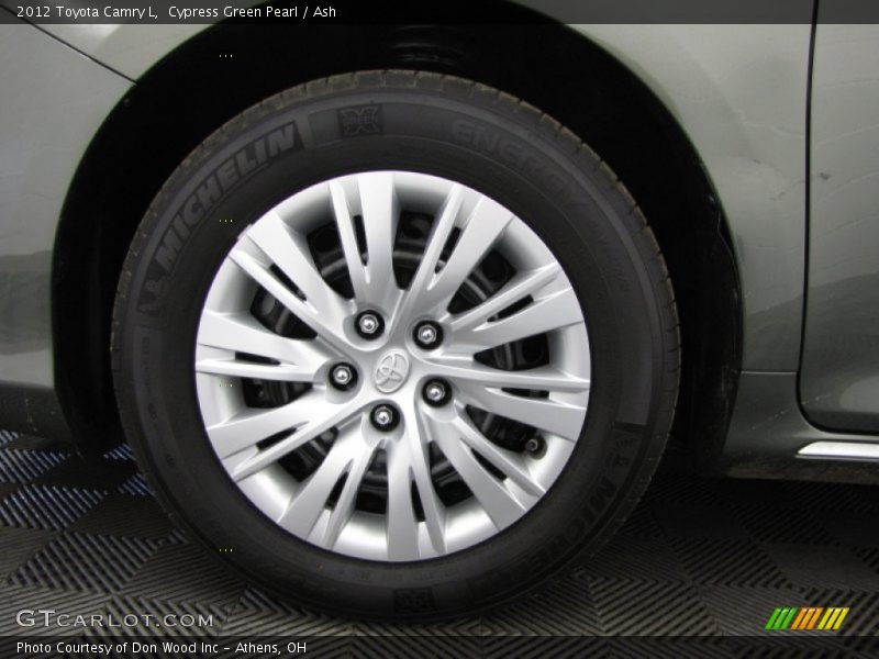 Cypress Green Pearl / Ash 2012 Toyota Camry L