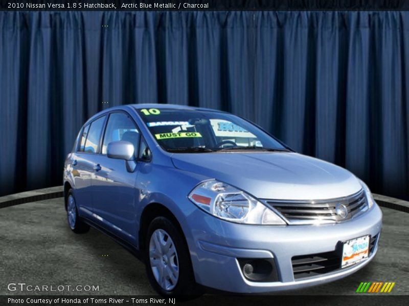 Arctic Blue Metallic / Charcoal 2010 Nissan Versa 1.8 S Hatchback
