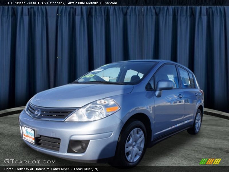 Arctic Blue Metallic / Charcoal 2010 Nissan Versa 1.8 S Hatchback