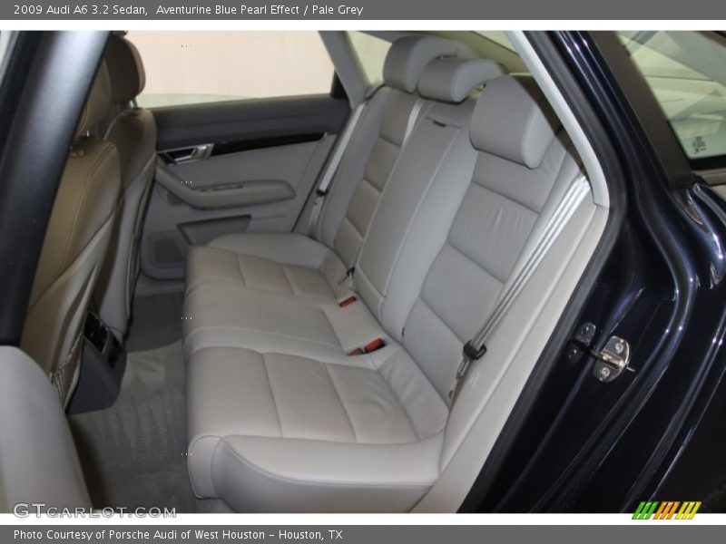 Rear Seat of 2009 A6 3.2 Sedan