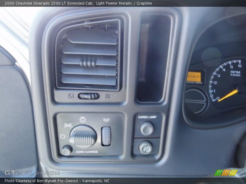 Light Pewter Metallic / Graphite 2000 Chevrolet Silverado 1500 LT Extended Cab