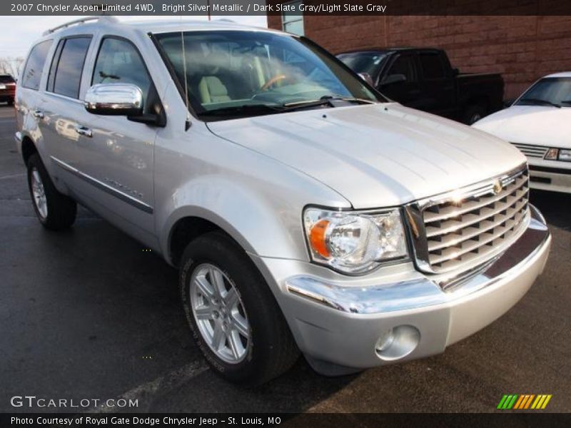 Bright Silver Metallic / Dark Slate Gray/Light Slate Gray 2007 Chrysler Aspen Limited 4WD