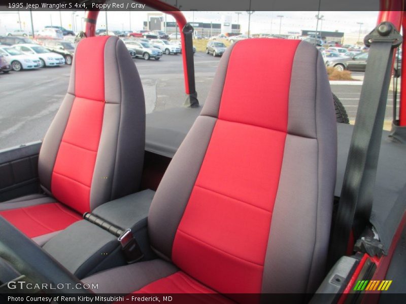 Poppy Red / Gray 1995 Jeep Wrangler S 4x4