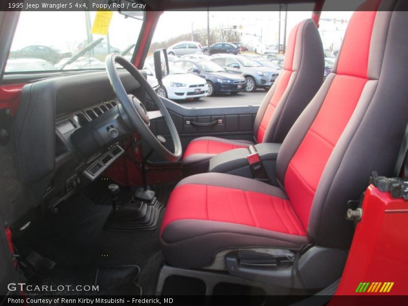 Poppy Red / Gray 1995 Jeep Wrangler S 4x4