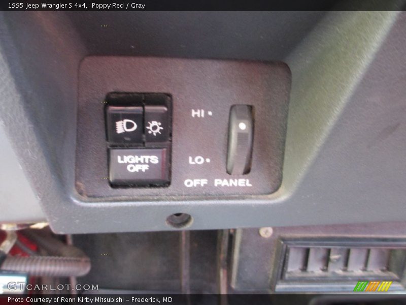 Poppy Red / Gray 1995 Jeep Wrangler S 4x4