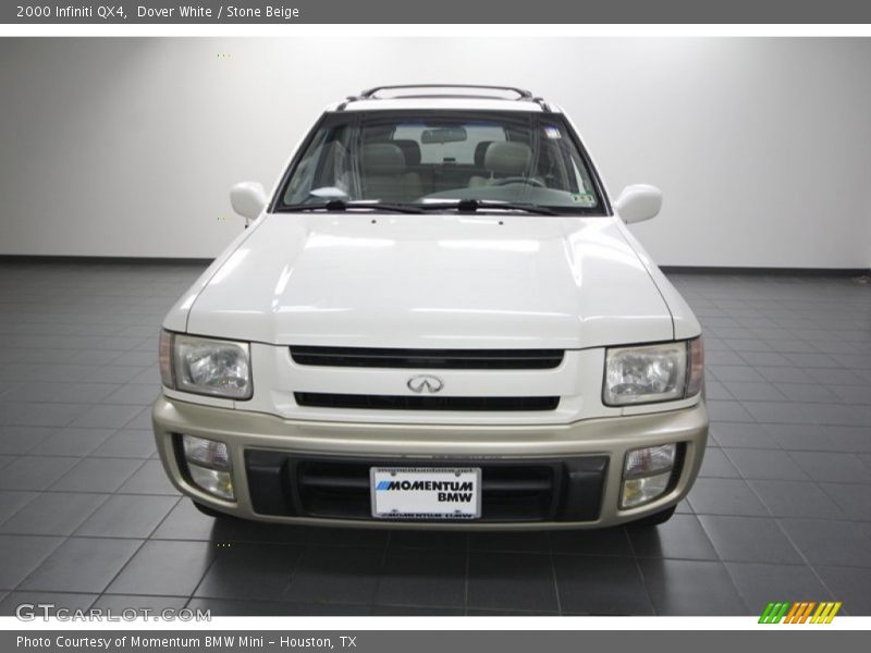Dover White / Stone Beige 2000 Infiniti QX4