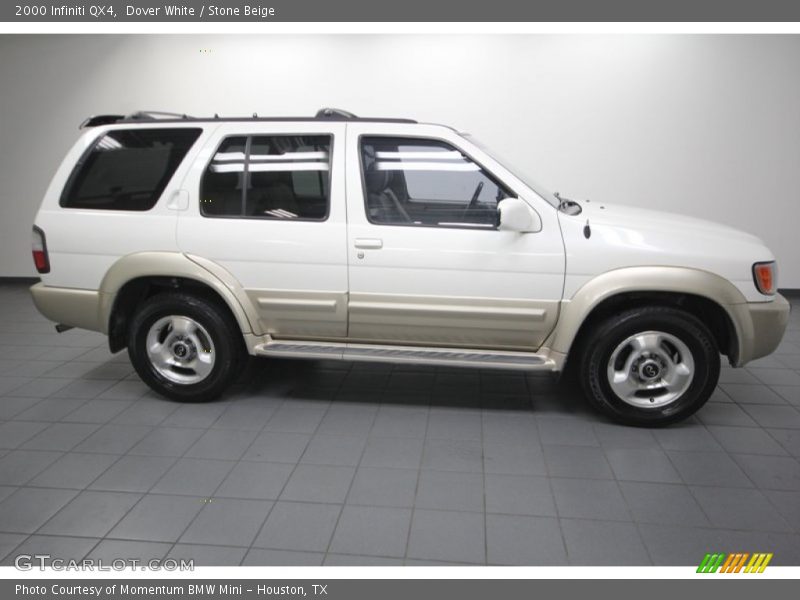  2000 QX4  Dover White