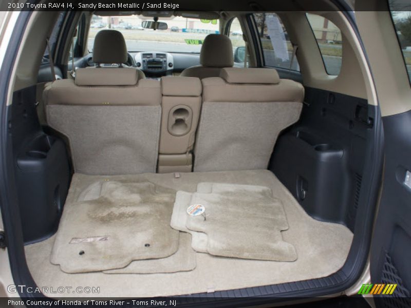  2010 RAV4 I4 Trunk