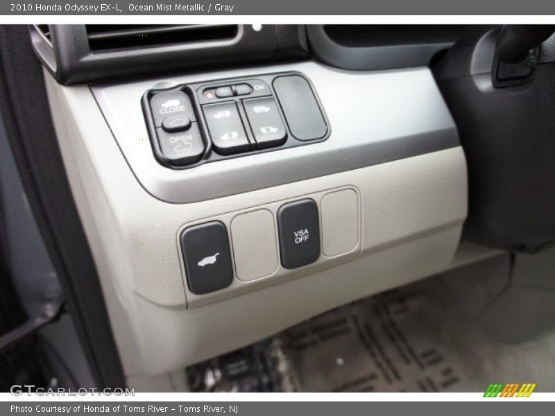 Ocean Mist Metallic / Gray 2010 Honda Odyssey EX-L