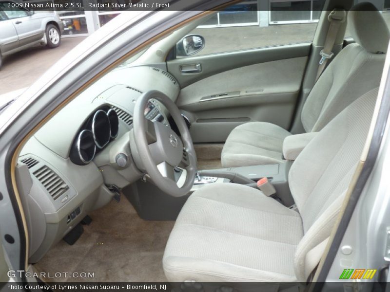 Radiant Silver Metallic / Frost 2009 Nissan Altima 2.5 SL