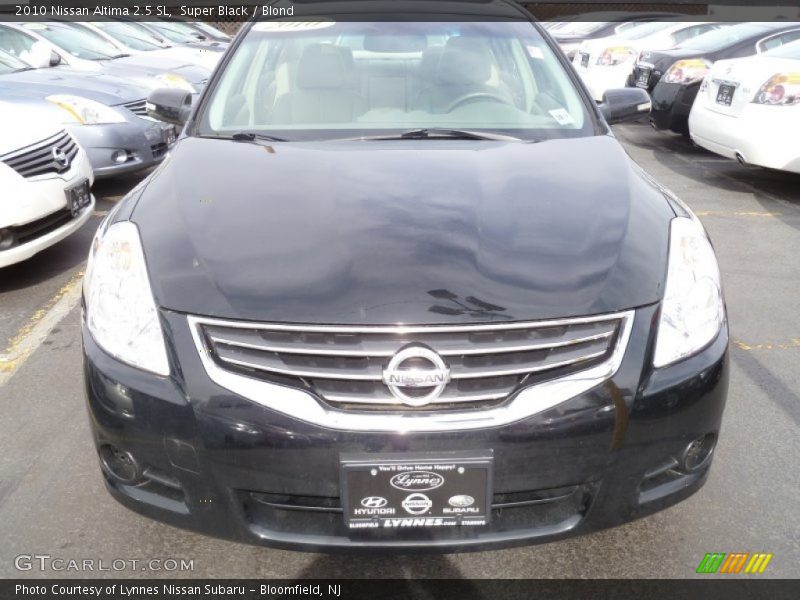 Super Black / Blond 2010 Nissan Altima 2.5 SL