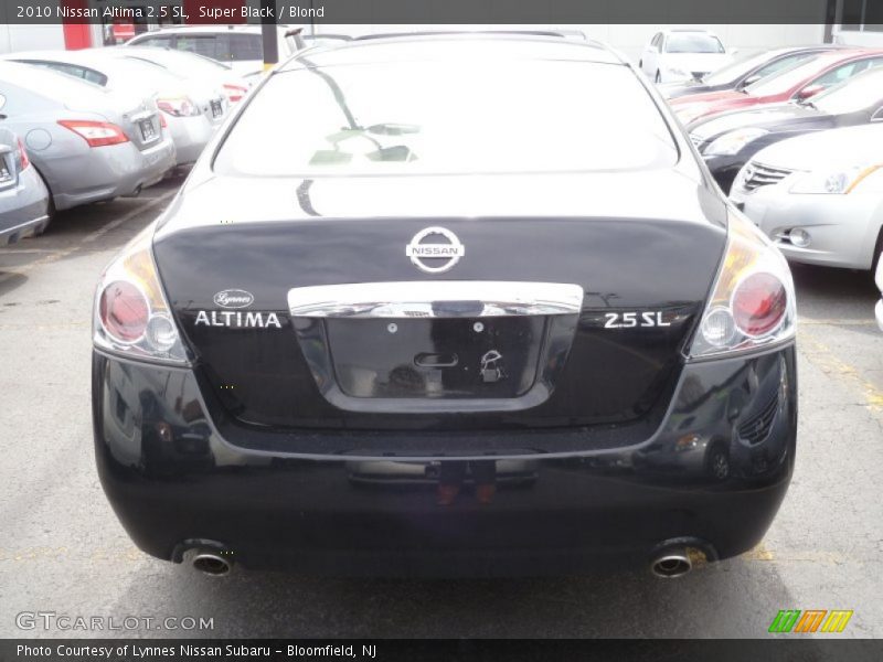 Super Black / Blond 2010 Nissan Altima 2.5 SL