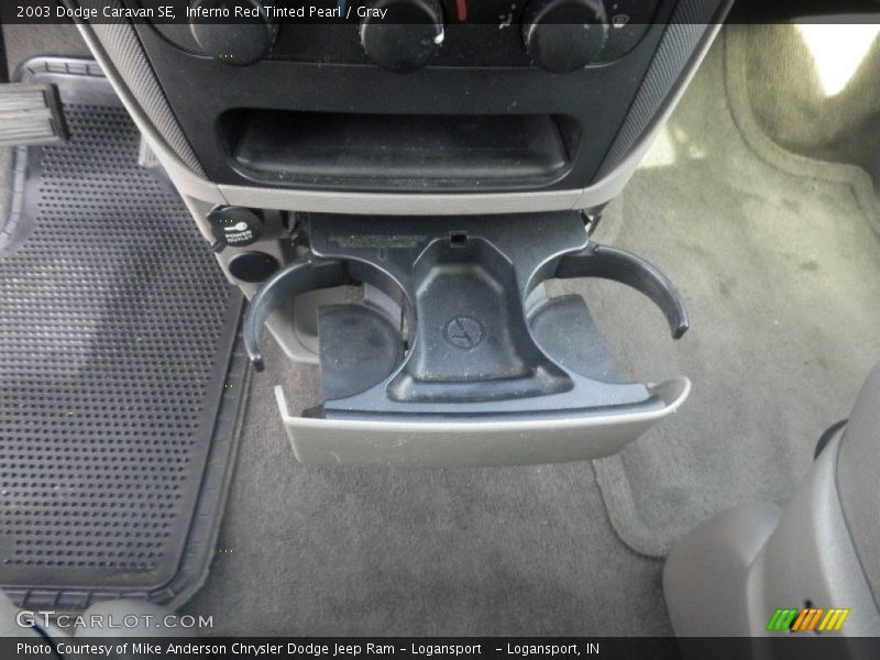 Inferno Red Tinted Pearl / Gray 2003 Dodge Caravan SE