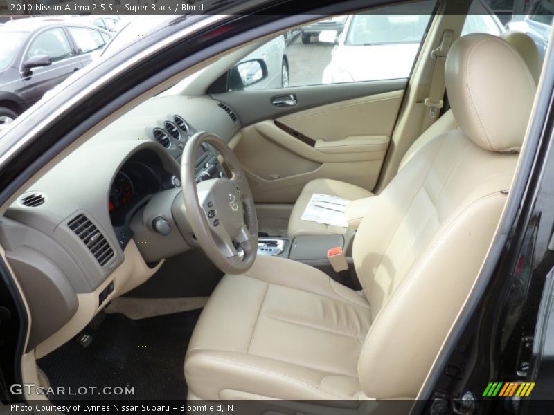 Super Black / Blond 2010 Nissan Altima 2.5 SL