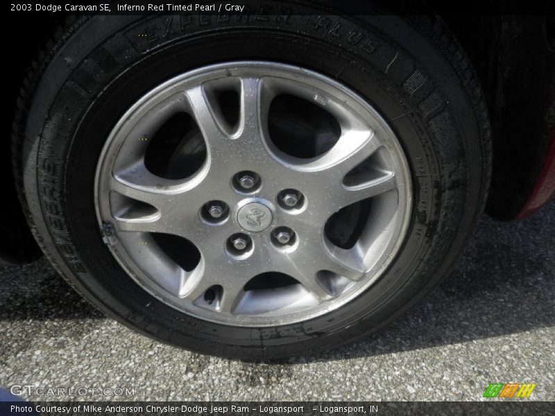 Inferno Red Tinted Pearl / Gray 2003 Dodge Caravan SE