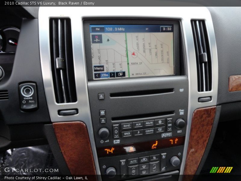 Navigation of 2010 STS V6 Luxury