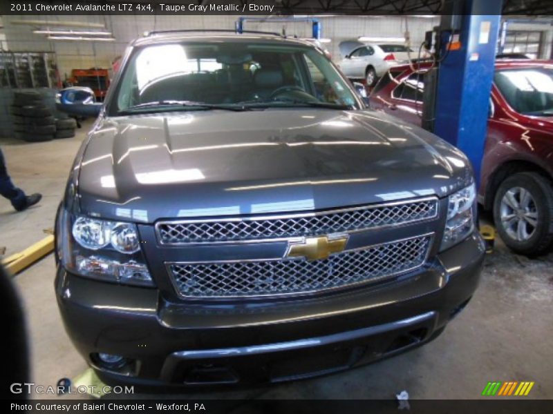 Taupe Gray Metallic / Ebony 2011 Chevrolet Avalanche LTZ 4x4