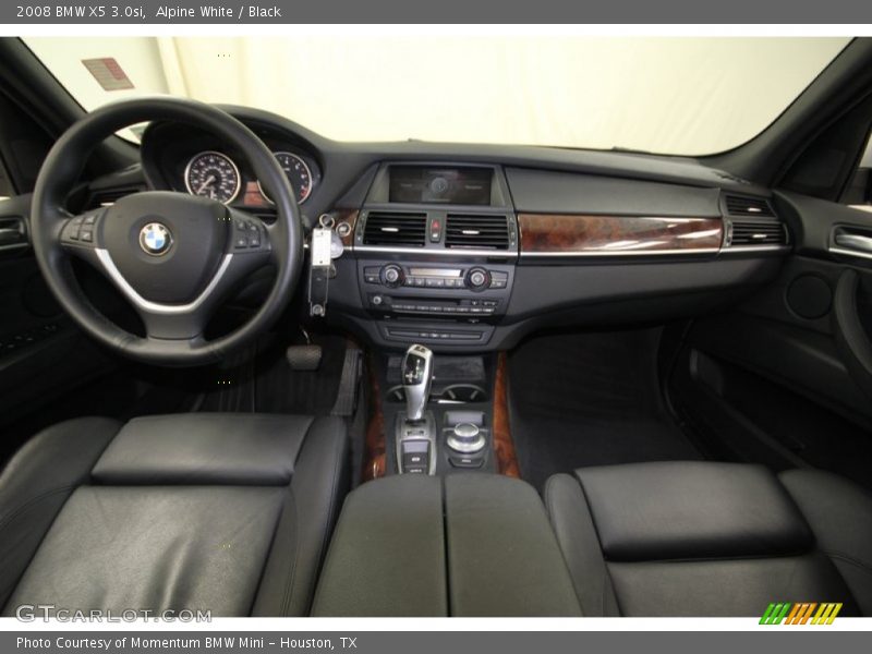 Dashboard of 2008 X5 3.0si