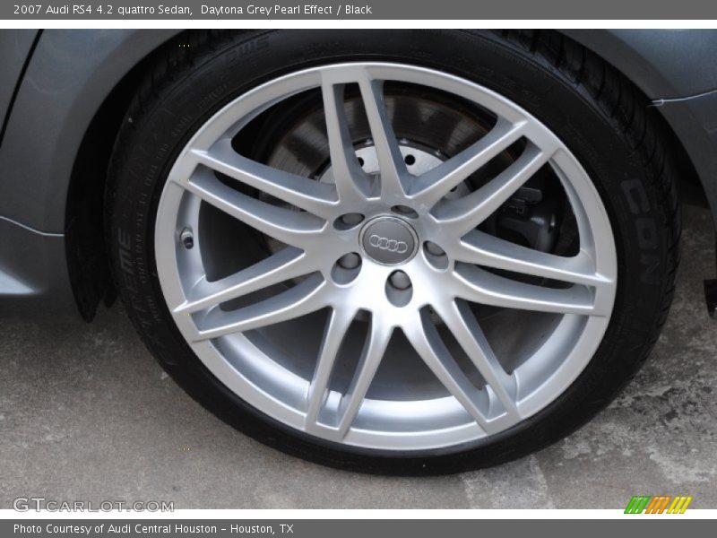  2007 RS4 4.2 quattro Sedan Wheel