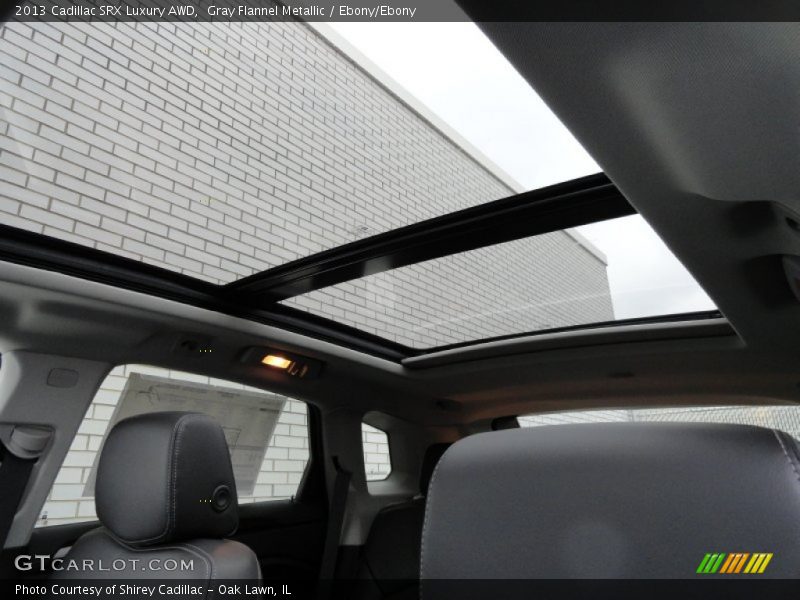 Sunroof of 2013 SRX Luxury AWD
