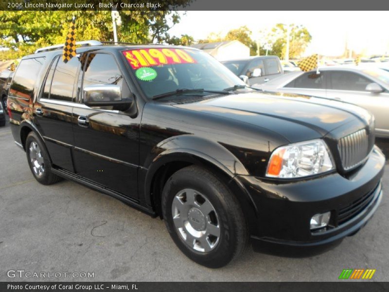 Black / Charcoal Black 2006 Lincoln Navigator Luxury