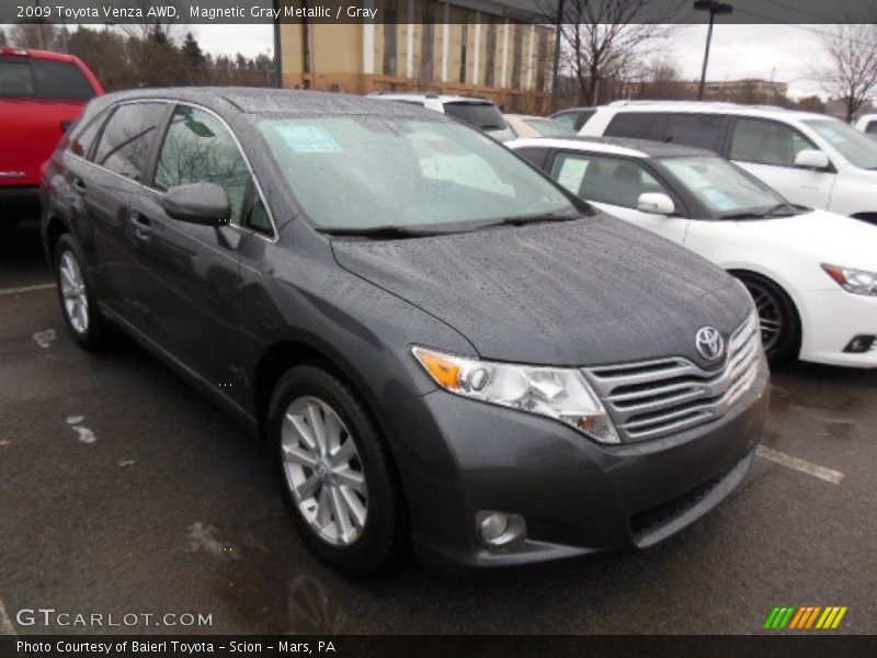 Front 3/4 View of 2009 Venza AWD