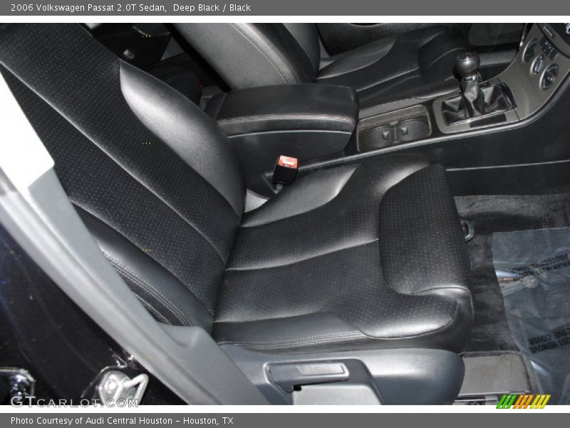 Deep Black / Black 2006 Volkswagen Passat 2.0T Sedan