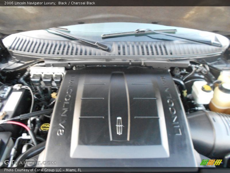  2006 Navigator Luxury Engine - 5.4 Liter SOHC 24-Valve VVT V8