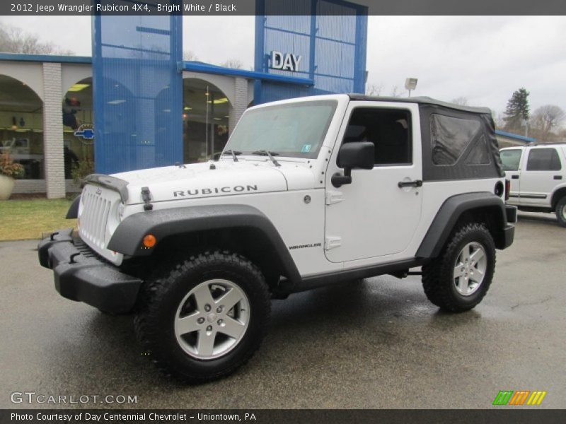 Bright White / Black 2012 Jeep Wrangler Rubicon 4X4