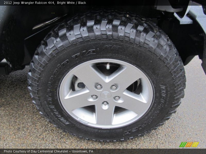 Bright White / Black 2012 Jeep Wrangler Rubicon 4X4
