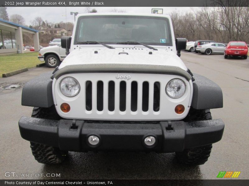 Bright White / Black 2012 Jeep Wrangler Rubicon 4X4