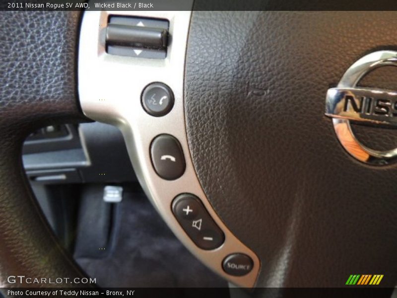 Wicked Black / Black 2011 Nissan Rogue SV AWD