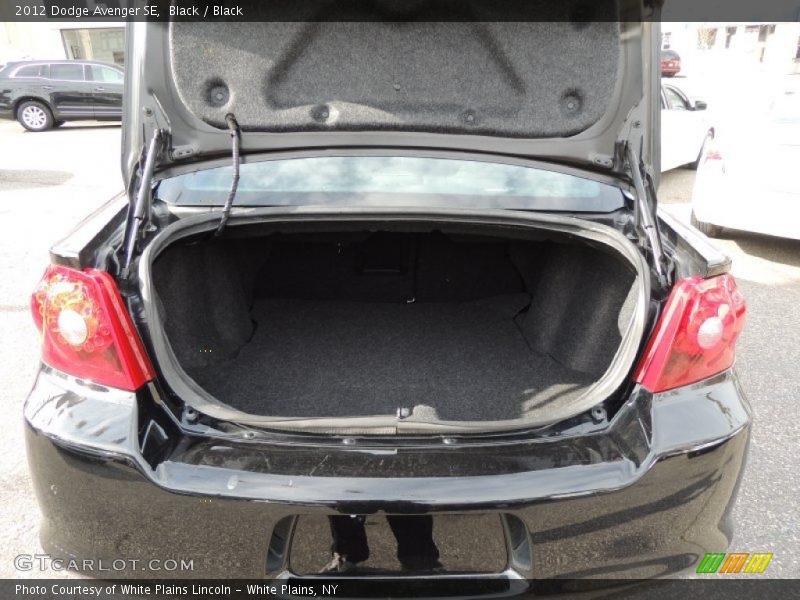 Black / Black 2012 Dodge Avenger SE