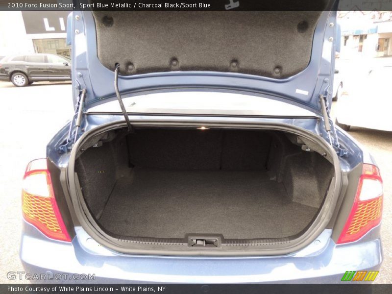  2010 Fusion Sport Trunk
