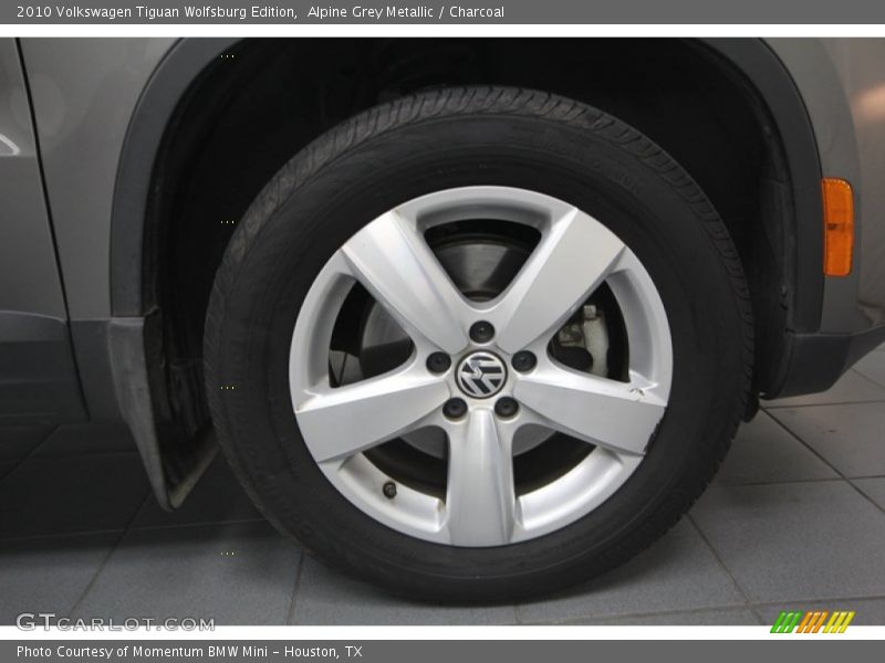 Alpine Grey Metallic / Charcoal 2010 Volkswagen Tiguan Wolfsburg Edition