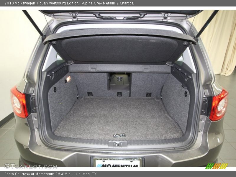Alpine Grey Metallic / Charcoal 2010 Volkswagen Tiguan Wolfsburg Edition